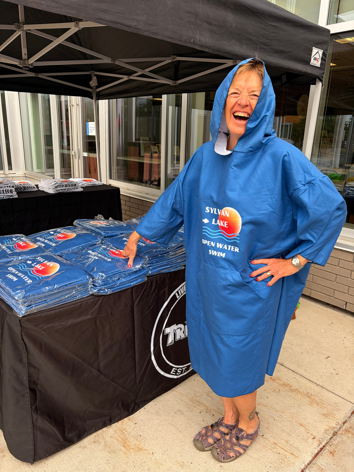 SLOWS Poncho